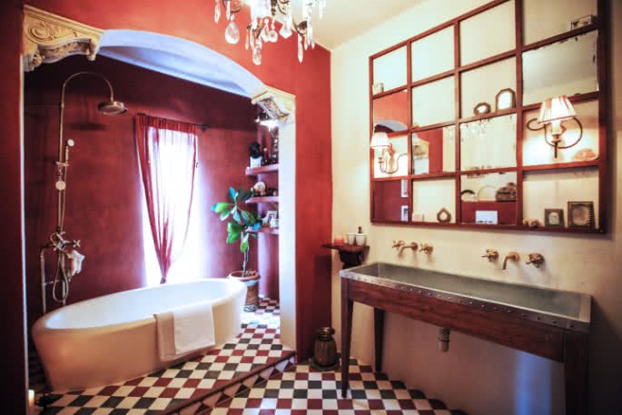 Encaustic tiles in victorian bathrooms