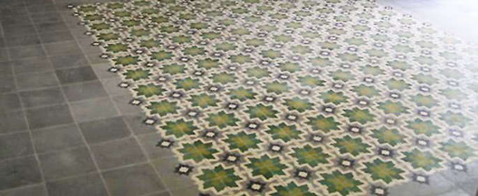 Mosaik mit Rand in der Küche