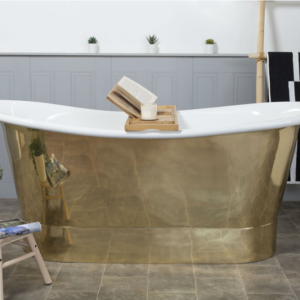 bañera de latón con interior de cerámica