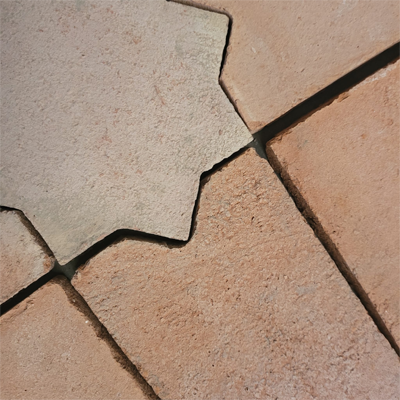 Андалузская звездчатая плита из обожженной глины